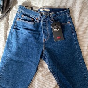 Levi’s premium wedgie straight